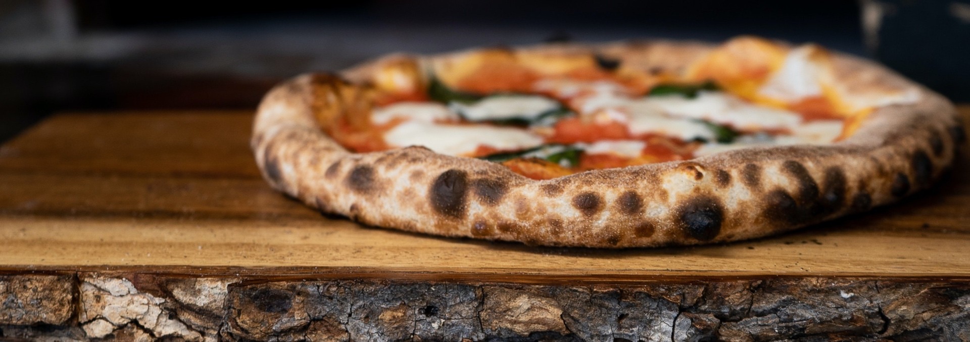 Fours à pizza bois